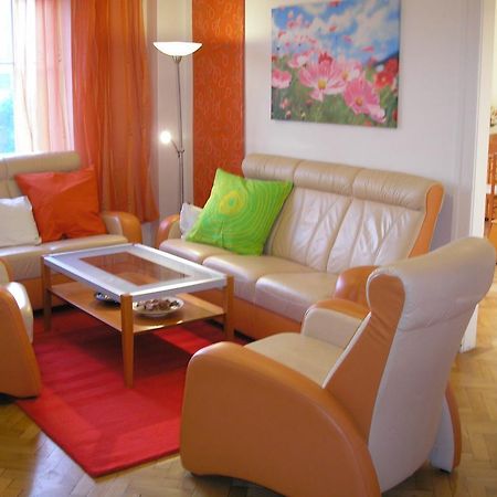 Apartment Accommodation Up To 17 Bratislava Exteriör bild